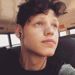 Meet your Posher, Nicholas